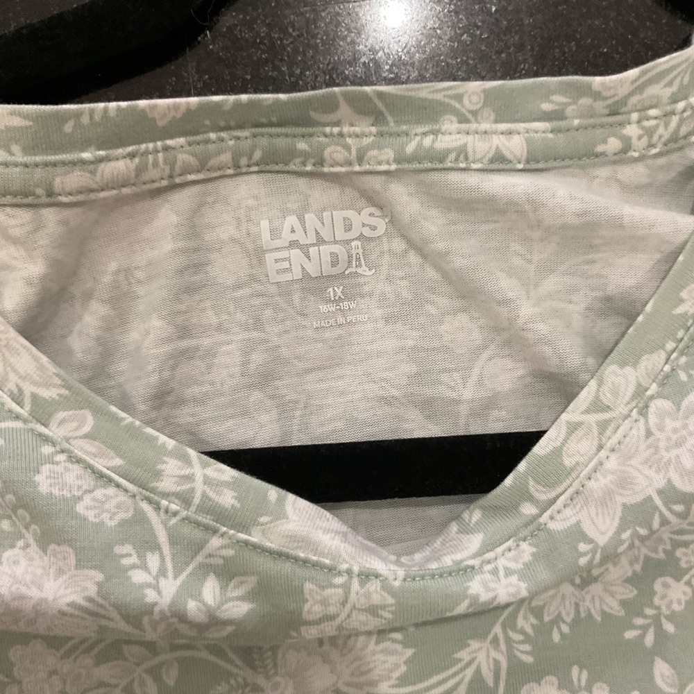 Lands' End Mint Green Floral 3/4 Sleeve Tunic Top - Picture 3 of 6